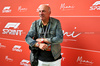GP MIAMI, Kevin O'Leary (CDN) Businessman e TV Personality.

04.05.2025. Formula 1 World Championship, Rd 6, Miami Grand Prix, Miami, Florida, USA, Gara Day.

- www.xpbimages.com, EMail: requests@xpbimages.com © Copyright: Moy / XPB Images