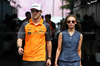 GP MIAMI, (L to R): Oscar Piastri (AUS) McLaren with Domenica Lily Zneimer (GBR).

04.05.2025. Formula 1 World Championship, Rd 6, Miami Grand Prix, Miami, Florida, USA, Gara Day.

- www.xpbimages.com, EMail: requests@xpbimages.com © Copyright: Moy / XPB Images
