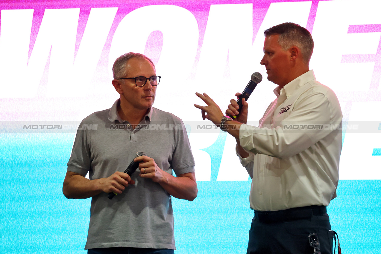 GP MIAMI, Stefano Domenicali (ITA) Formula One President e CEO (Left).

01.05.2025. Formula 1 World Championship, Rd 6, Miami Grand Prix, Miami, Florida, USA, Preparation Day.

- www.xpbimages.com, EMail: requests@xpbimages.com © Copyright: Batchelor / XPB Images