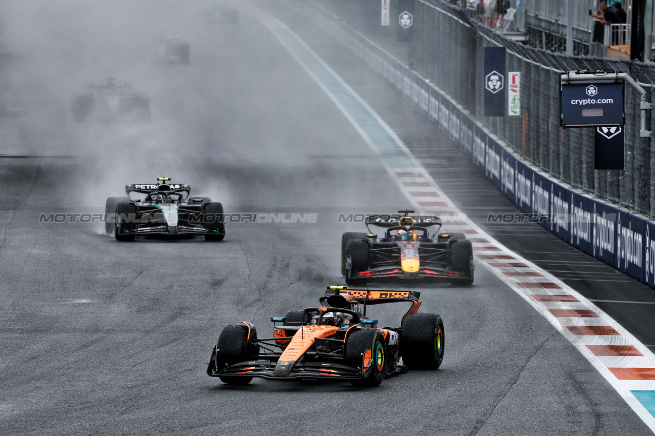 GP MIAMI, Lando Norris (GBR) McLaren MCL39.

03.05.2025. Formula 1 World Championship, Rd 6, Miami Grand Prix, Miami, Florida, USA, Sprint e Qualifiche Day.

- www.xpbimages.com, EMail: requests@xpbimages.com © Copyright: Moy / XPB Images