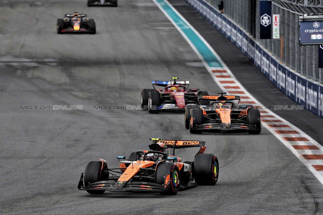 GP MIAMI, Lando Norris (GBR) McLaren MCL39.

03.05.2025. Formula 1 World Championship, Rd 6, Miami Grand Prix, Miami, Florida, USA, Sprint e Qualifiche Day.

- www.xpbimages.com, EMail: requests@xpbimages.com © Copyright: Moy / XPB Images