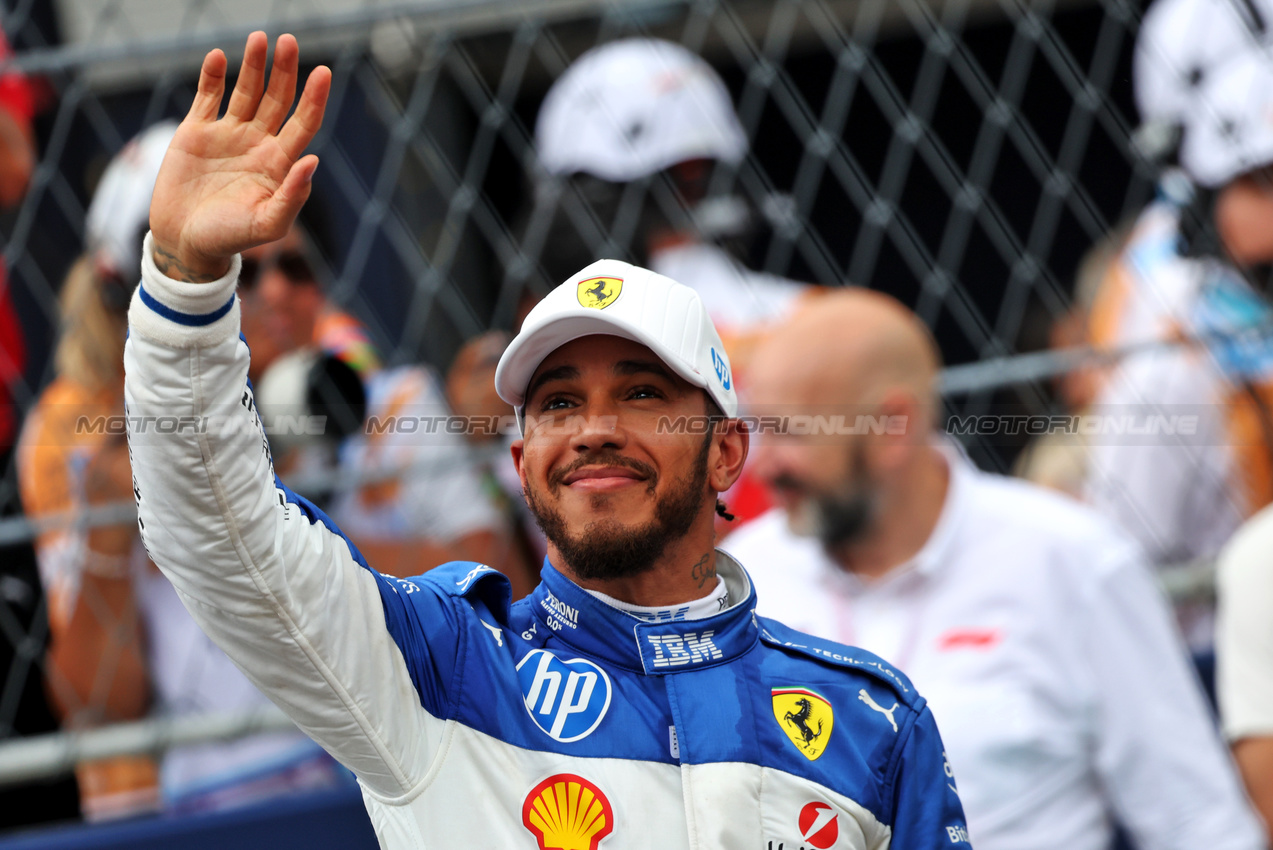 GP MIAMI, Lewis Hamilton (GBR) Ferrari celebrates his third position in Sprint parc ferme.

03.05.2025. Formula 1 World Championship, Rd 6, Miami Grand Prix, Miami, Florida, USA, Sprint e Qualifiche Day.

- www.xpbimages.com, EMail: requests@xpbimages.com © Copyright: Bearne / XPB Images