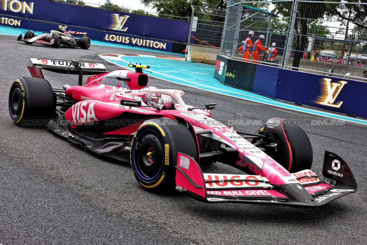 GP MIAMI, Liam Lawson (NZL) Racing Bulls VCARB 02.

03.05.2025. Formula 1 World Championship, Rd 6, Miami Grand Prix, Miami, Florida, USA, Sprint e Qualifiche Day.

- www.xpbimages.com, EMail: requests@xpbimages.com © Copyright: Charniaux / XPB Images