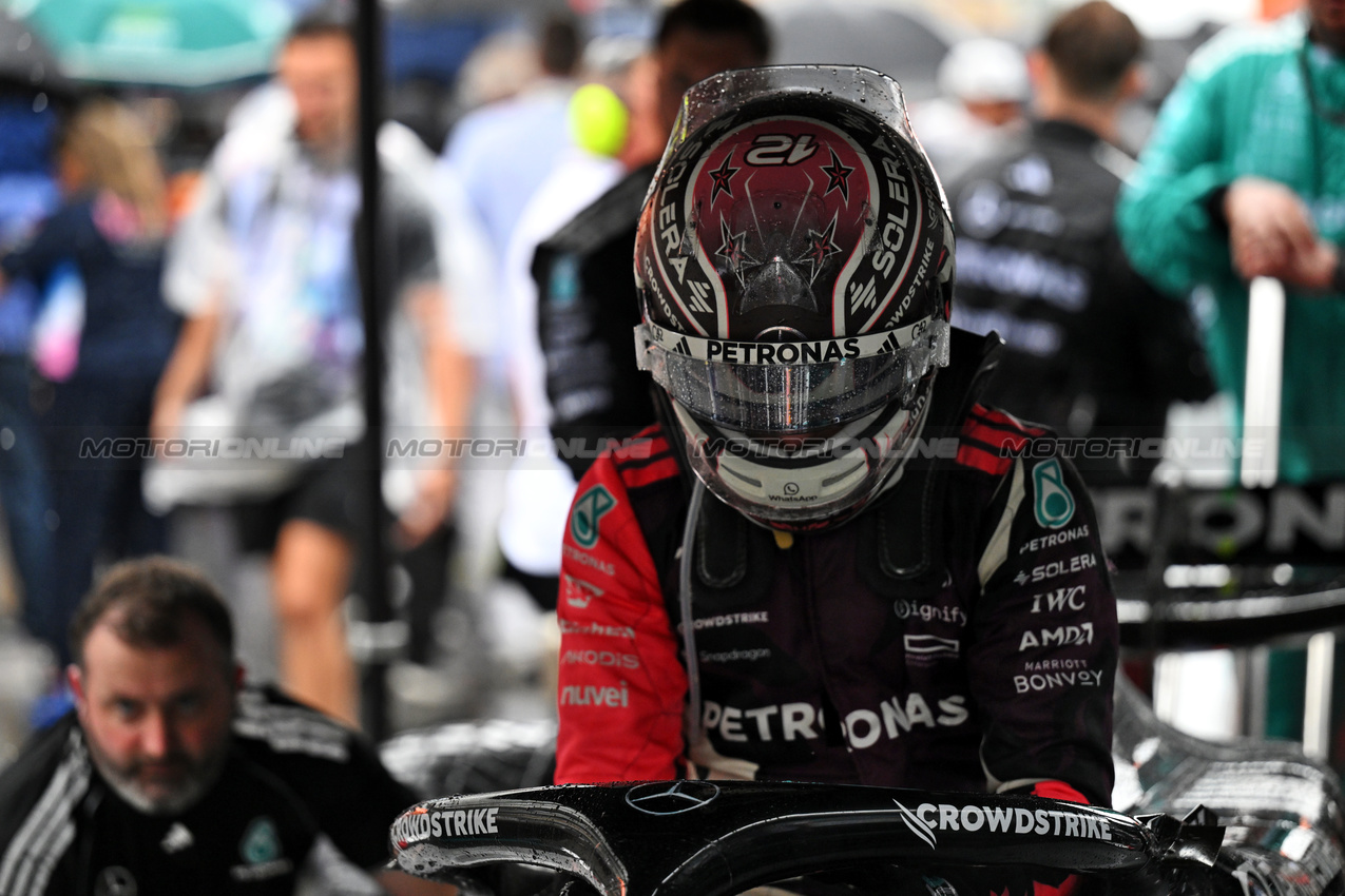 GP MIAMI, Andrea Kimi Antonelli (ITA) Mercedes AMG F1 W16 on the grid.

03.05.2025. Formula 1 World Championship, Rd 6, Miami Grand Prix, Miami, Florida, USA, Sprint e Qualifiche Day.

- www.xpbimages.com, EMail: requests@xpbimages.com © Copyright: Price / XPB Images