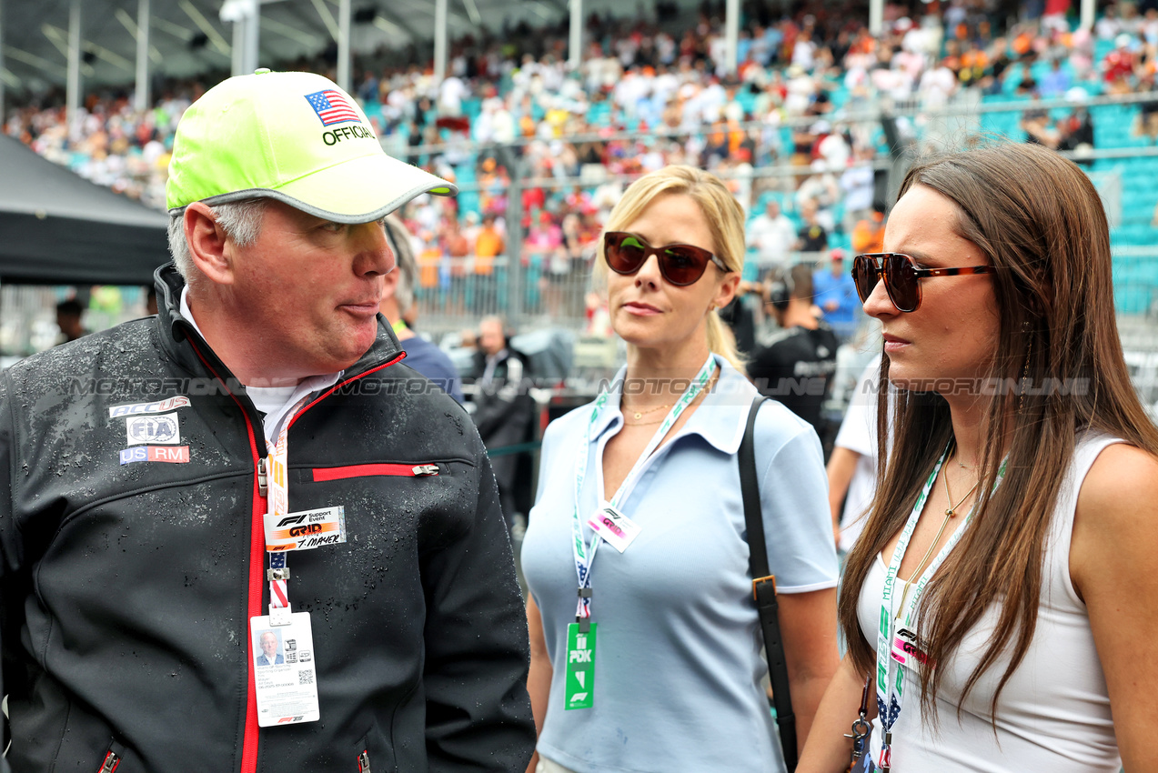 GP MIAMI, Tim Mayer (USA) FIA Steward on the grid.

03.05.2025. Formula 1 World Championship, Rd 6, Miami Grand Prix, Miami, Florida, USA, Sprint e Qualifiche Day.

- www.xpbimages.com, EMail: requests@xpbimages.com © Copyright: Bearne / XPB Images
