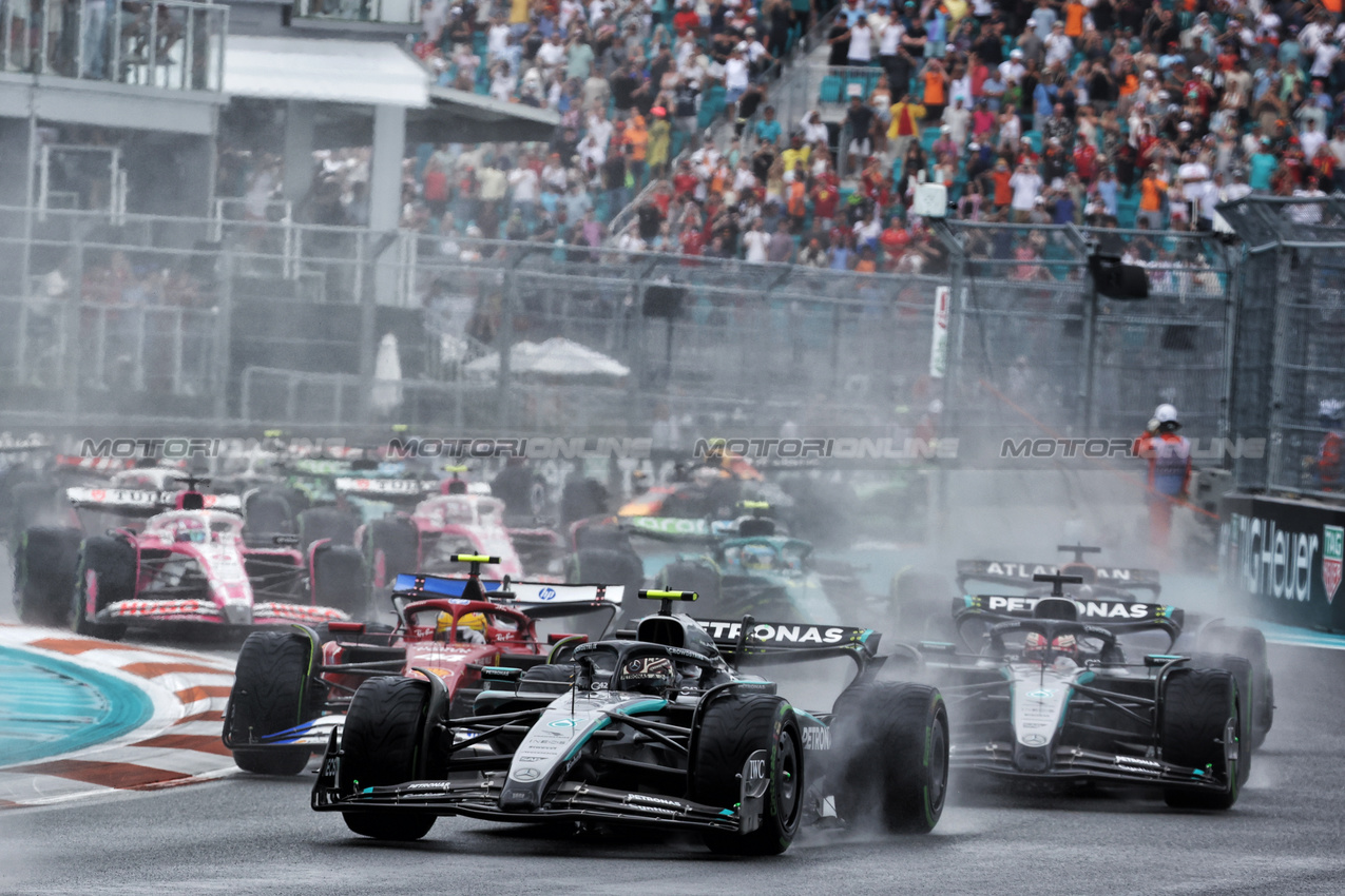GP MIAMI, Andrea Kimi Antonelli (ITA) Mercedes AMG F1 W16 at the partenza of Sprint.

03.05.2025. Formula 1 World Championship, Rd 6, Miami Grand Prix, Miami, Florida, USA, Sprint e Qualifiche Day.

- www.xpbimages.com, EMail: requests@xpbimages.com © Copyright: Bearne / XPB Images