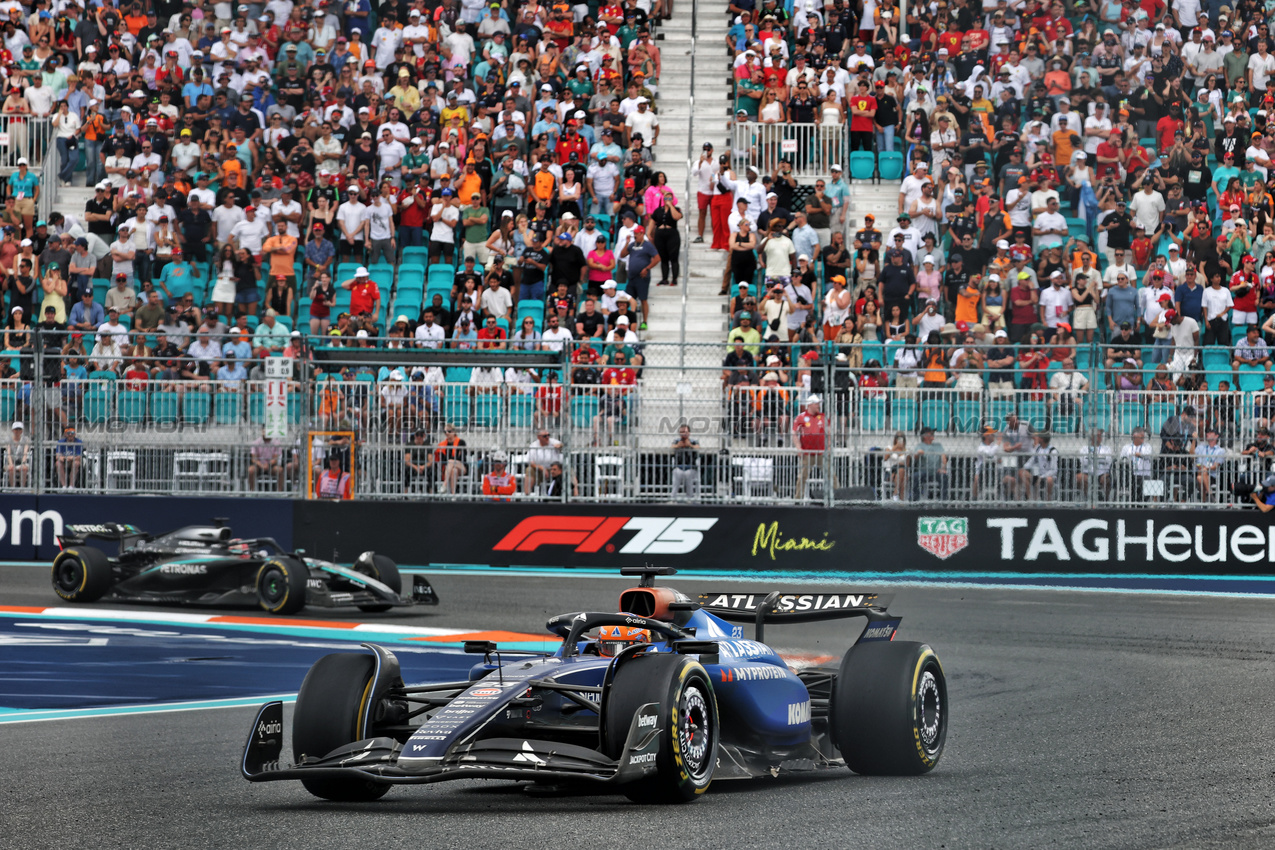 GP MIAMI, Alexander Albon (THA) Atlassian Williams Racing FW47.

03.05.2025. Formula 1 World Championship, Rd 6, Miami Grand Prix, Miami, Florida, USA, Sprint e Qualifiche Day.

- www.xpbimages.com, EMail: requests@xpbimages.com © Copyright: Bearne / XPB Images