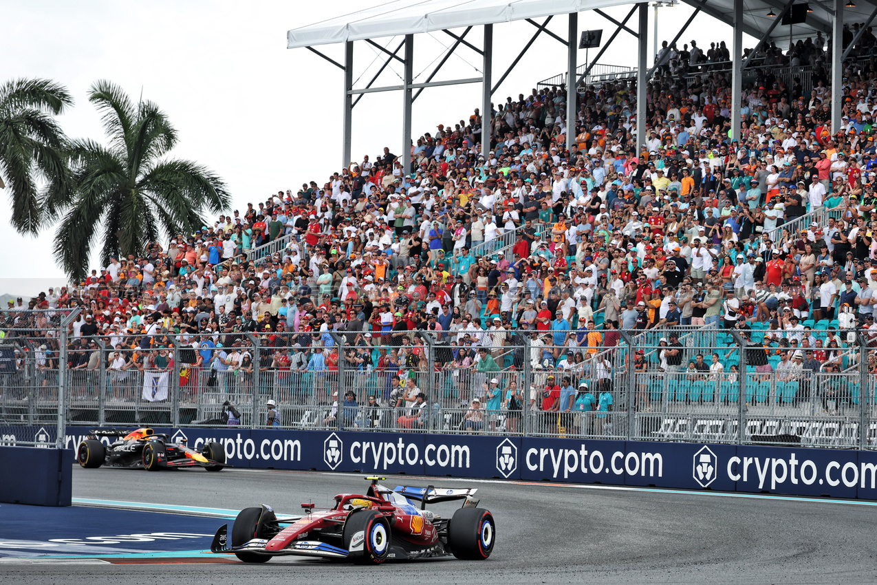 GP MIAMI, Lewis Hamilton (GBR) Ferrari SF-25.

03.05.2025. Formula 1 World Championship, Rd 6, Miami Grand Prix, Miami, Florida, USA, Sprint e Qualifiche Day.

- www.xpbimages.com, EMail: requests@xpbimages.com © Copyright: Bearne / XPB Images