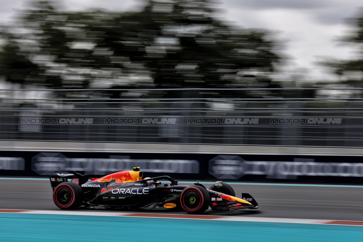GP MIAMI, Yuki Tsunoda (JPN) Red Bull Racing RB21.

03.05.2025. Formula 1 World Championship, Rd 6, Miami Grand Prix, Miami, Florida, USA, Sprint e Qualifiche Day.

- www.xpbimages.com, EMail: requests@xpbimages.com © Copyright: Charniaux / XPB Images
