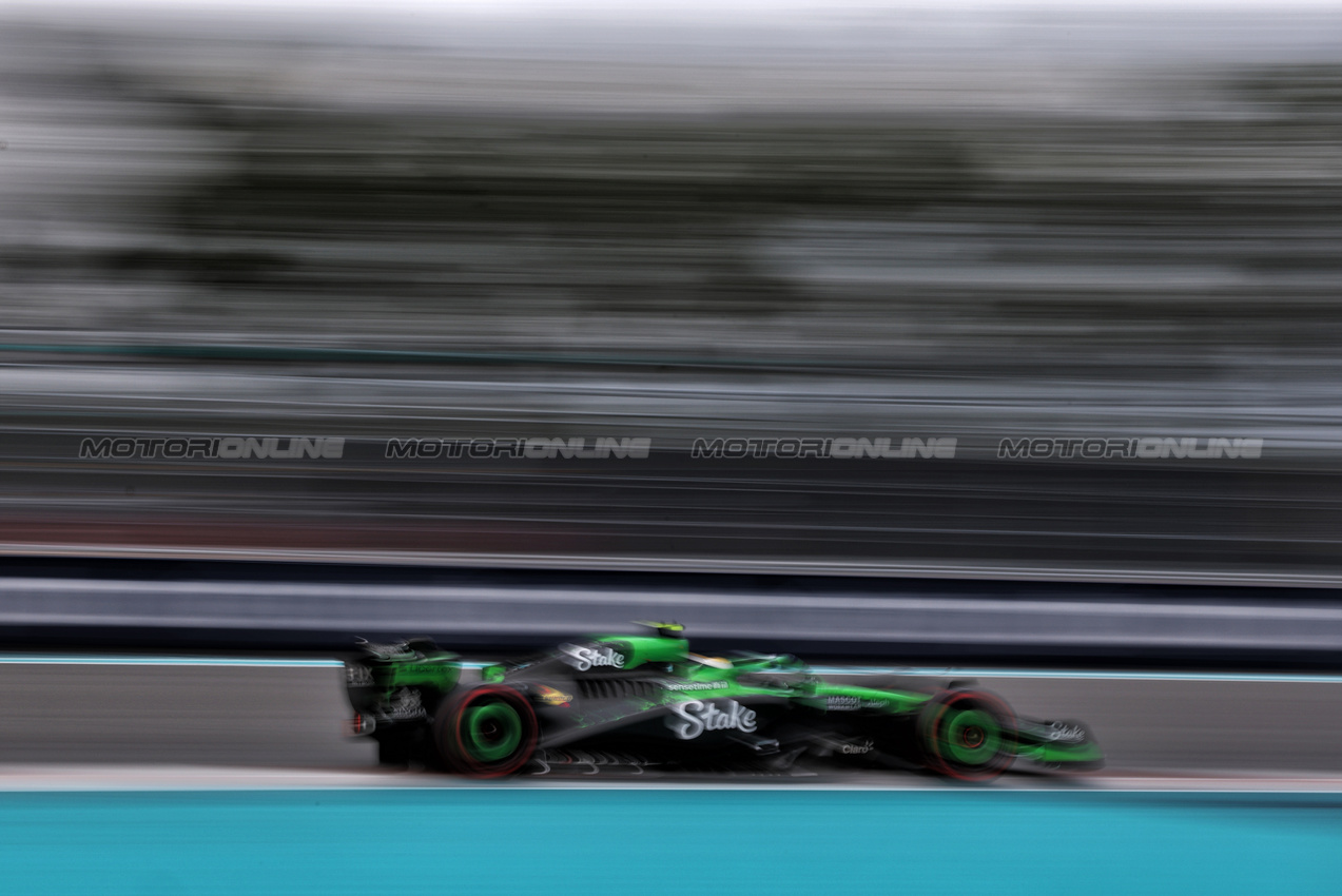 GP MIAMI, Gabriel Bortoleto (BRA) Sauber C45.

03.05.2025. Formula 1 World Championship, Rd 6, Miami Grand Prix, Miami, Florida, USA, Sprint e Qualifiche Day.

- www.xpbimages.com, EMail: requests@xpbimages.com © Copyright: Charniaux / XPB Images