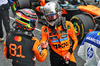 GP MIAMI, Gara winner Lando Norris (GBR) McLaren celebrates in Sprint parc ferme with team mate Oscar Piastri (AUS) McLaren.

03.05.2025. Formula 1 World Championship, Rd 6, Miami Grand Prix, Miami, Florida, USA, Sprint e Qualifiche Day.

- www.xpbimages.com, EMail: requests@xpbimages.com © Copyright: Batchelor / XPB Images