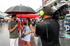 GP MIAMI, (L to R): Chris Medland (GBR) F1 Presenter with Laura Winter (GBR) F1 Presenter on the grid.

03.05.2025. Formula 1 World Championship, Rd 6, Miami Grand Prix, Miami, Florida, USA, Sprint e Qualifiche Day.

- www.xpbimages.com, EMail: requests@xpbimages.com © Copyright: Bearne / XPB Images