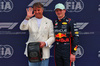 GP MIAMI, Max Verstappen (NLD) Red Bull Racing (Right) receives the Pirelli Pole Position Award from Brunello Cucinelli (ITA) Luxury Creative Director.

03.05.2025. Formula 1 World Championship, Rd 6, Miami Grand Prix, Miami, Florida, USA, Sprint e Qualifiche Day.

- www.xpbimages.com, EMail: requests@xpbimages.com © Copyright: Batchelor / XPB Images