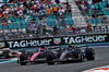 GP MIAMI, Carlos Sainz (ESP) Atlassian Williams Racing FW46 e Pierre Gasly (FRA) Alpine F1 Team A525 battle for position.

03.05.2025. Formula 1 World Championship, Rd 6, Miami Grand Prix, Miami, Florida, USA, Sprint e Qualifiche Day.

- www.xpbimages.com, EMail: requests@xpbimages.com © Copyright: Batchelor / XPB Images