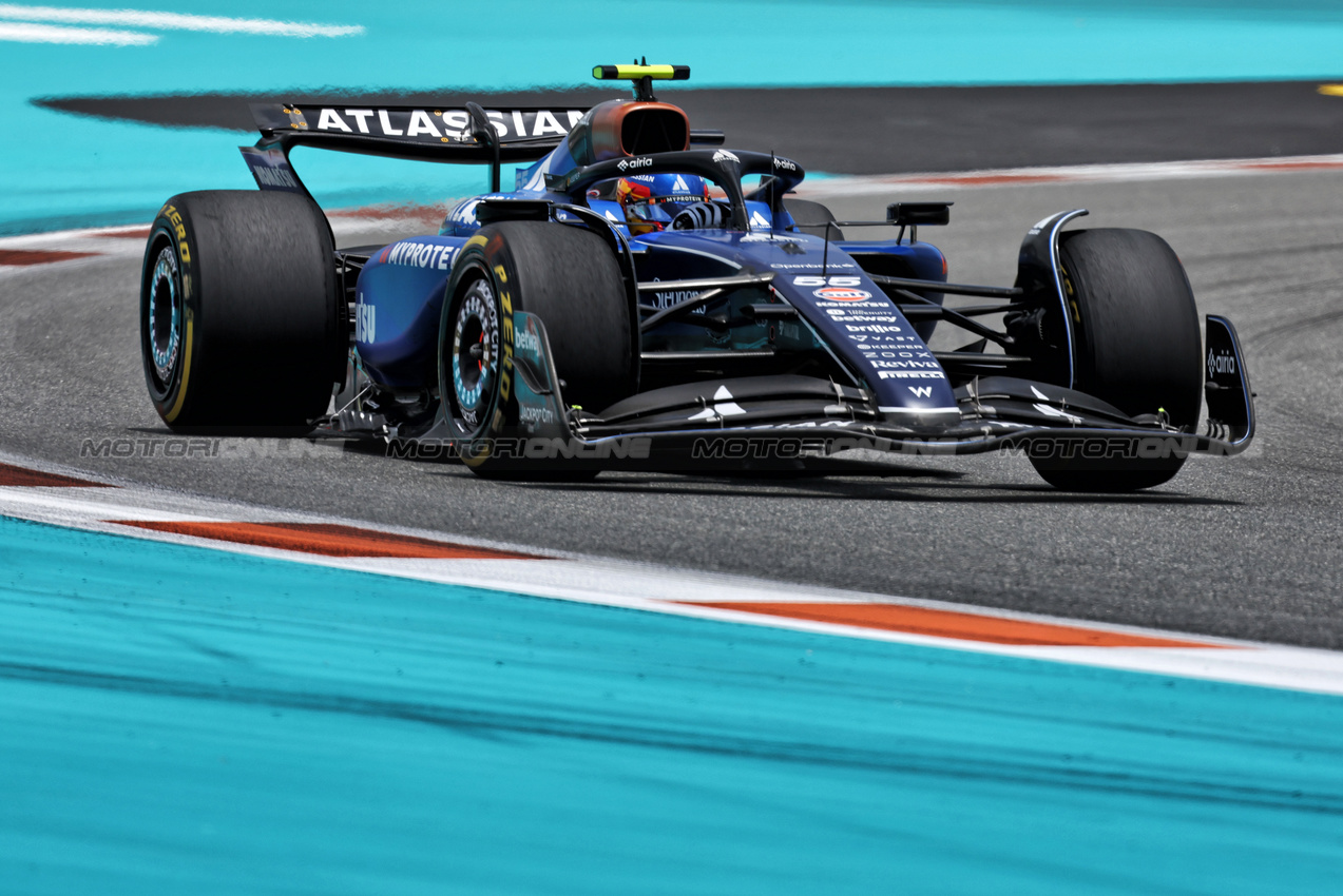 GP MIAMI, Carlos Sainz (ESP) Atlassian Williams Racing FW46.

02.05.2025. Formula 1 World Championship, Rd 6, Miami Grand Prix, Miami, Florida, USA, Sprint Qualifiche Day.

- www.xpbimages.com, EMail: requests@xpbimages.com © Copyright: Bearne / XPB Images