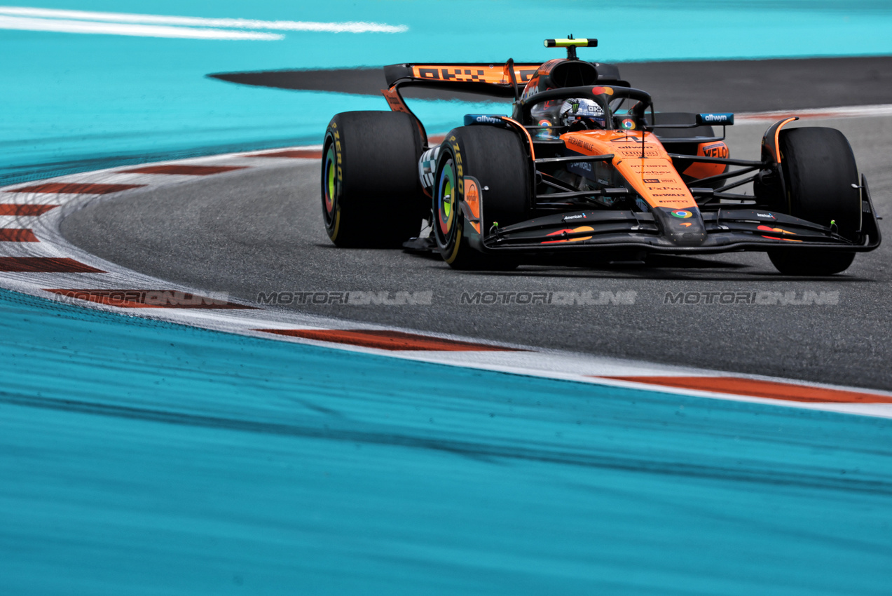 GP MIAMI, Lando Norris (GBR) McLaren MCL39.

02.05.2025. Formula 1 World Championship, Rd 6, Miami Grand Prix, Miami, Florida, USA, Sprint Qualifiche Day.

- www.xpbimages.com, EMail: requests@xpbimages.com © Copyright: Bearne / XPB Images
