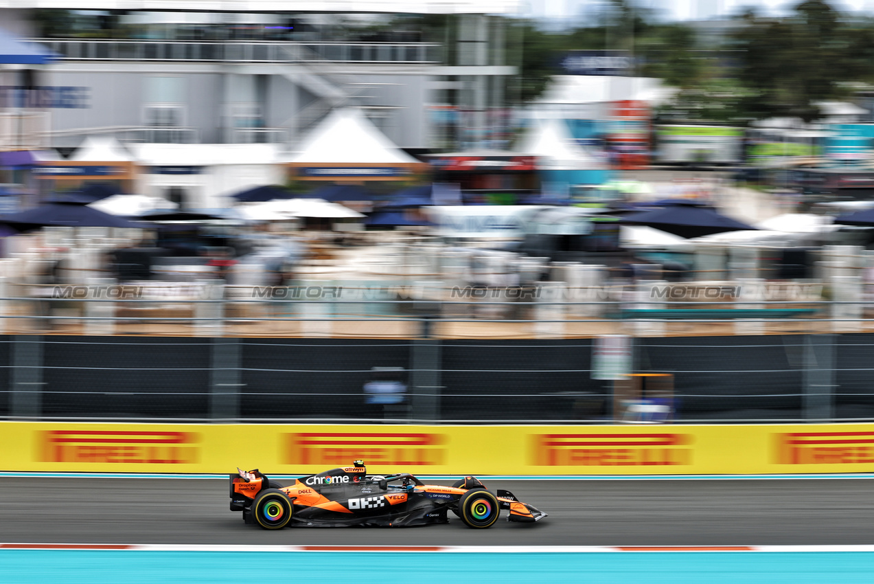 GP MIAMI, Lando Norris (GBR) McLaren MCL39.

02.05.2025. Formula 1 World Championship, Rd 6, Miami Grand Prix, Miami, Florida, USA, Sprint Qualifiche Day.

- www.xpbimages.com, EMail: requests@xpbimages.com © Copyright: Bearne / XPB Images