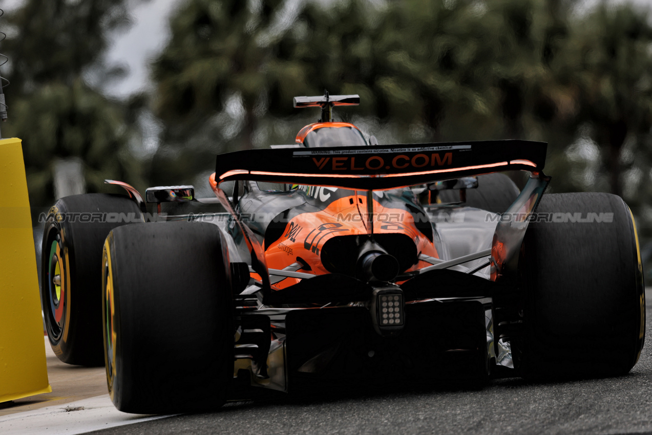 GP MIAMI, Oscar Piastri (AUS) McLaren MCL39.

02.05.2025. Formula 1 World Championship, Rd 6, Miami Grand Prix, Miami, Florida, USA, Sprint Qualifiche Day.

- www.xpbimages.com, EMail: requests@xpbimages.com © Copyright: Charniaux / XPB Images