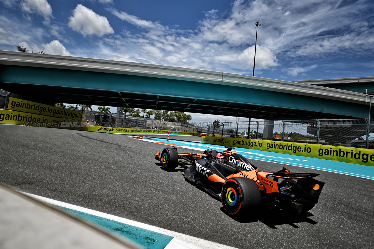 GP MIAMI, Oscar Piastri (AUS) McLaren MCL39.

02.05.2025. Formula 1 World Championship, Rd 6, Miami Grand Prix, Miami, Florida, USA, Sprint Qualifiche Day.

- www.xpbimages.com, EMail: requests@xpbimages.com © Copyright: Price / XPB Images