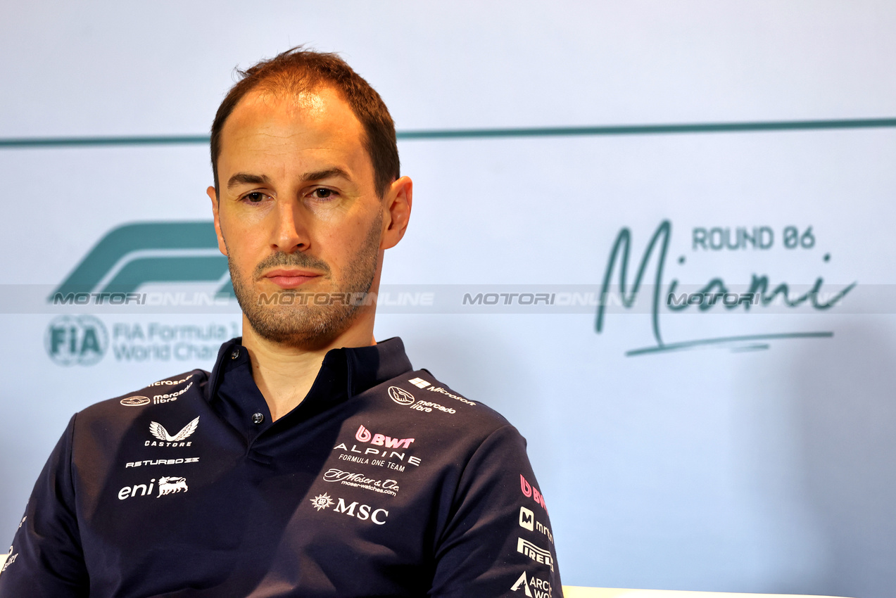 GP MIAMI, Oliver Oakes (GBR) Alpine F1 Team Team Principal in the FIA Press Conference.

02.05.2025. Formula 1 World Championship, Rd 6, Miami Grand Prix, Miami, Florida, USA, Sprint Qualifiche Day.

- www.xpbimages.com, EMail: requests@xpbimages.com © Copyright: Charniaux / XPB Images
