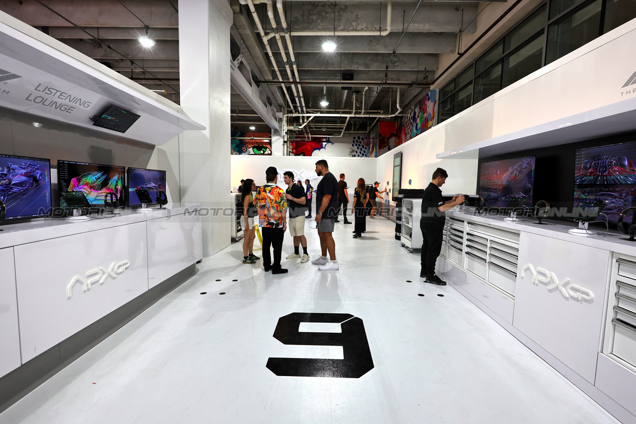 GP MIAMI, Circuit Atmosfera.

02.05.2025. Formula 1 World Championship, Rd 6, Miami Grand Prix, Miami, Florida, USA, Sprint Qualifiche Day.

- www.xpbimages.com, EMail: requests@xpbimages.com © Copyright: Moy / XPB Images