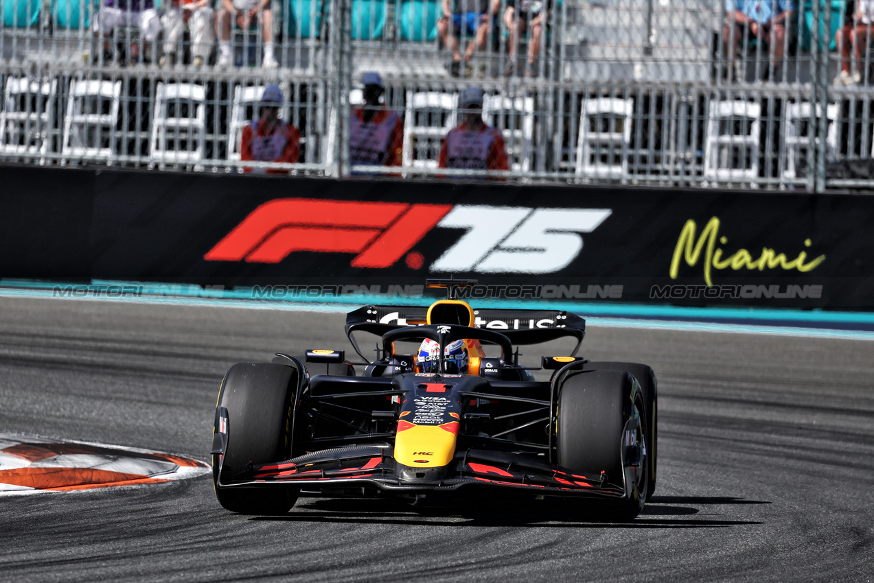 GP MIAMI, Max Verstappen (NLD) Red Bull Racing RB21.

02.05.2025. Formula 1 World Championship, Rd 6, Miami Grand Prix, Miami, Florida, USA, Sprint Qualifiche Day.

- www.xpbimages.com, EMail: requests@xpbimages.com © Copyright: Moy / XPB Images