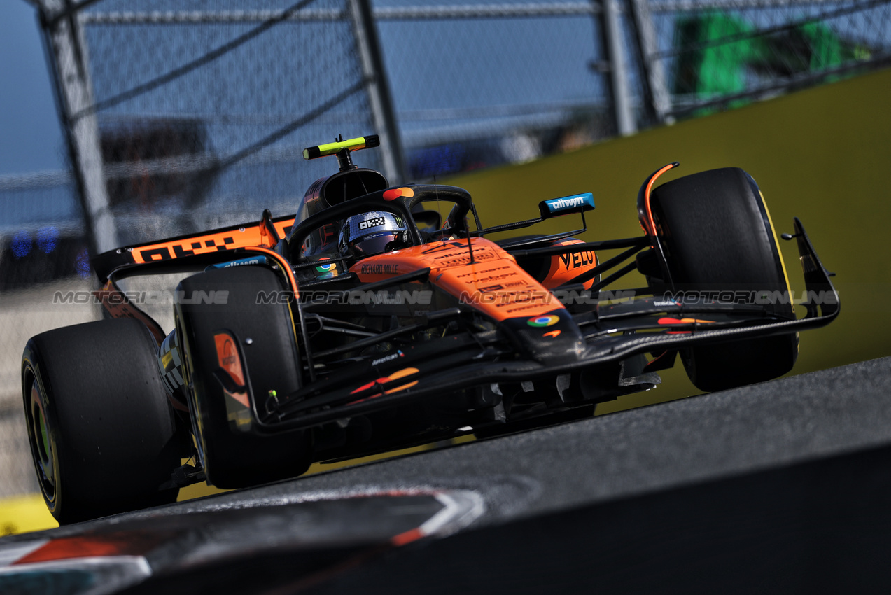 GP MIAMI, Lando Norris (GBR) McLaren MCL39.

02.05.2025. Formula 1 World Championship, Rd 6, Miami Grand Prix, Miami, Florida, USA, Sprint Qualifiche Day.

- www.xpbimages.com, EMail: requests@xpbimages.com © Copyright: Charniaux / XPB Images