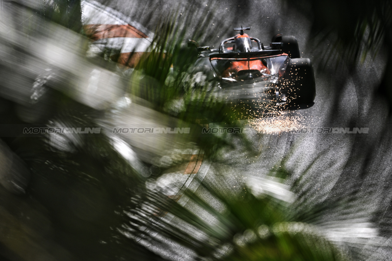 GP MIAMI, Oscar Piastri (AUS) McLaren MCL39.

02.05.2025. Formula 1 World Championship, Rd 6, Miami Grand Prix, Miami, Florida, USA, Sprint Qualifiche Day.

- www.xpbimages.com, EMail: requests@xpbimages.com © Copyright: Price / XPB Images