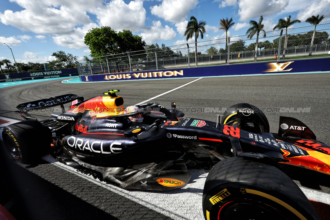 GP MIAMI, Yuki Tsunoda (JPN) Red Bull Racing RB21.

02.05.2025. Formula 1 World Championship, Rd 6, Miami Grand Prix, Miami, Florida, USA, Sprint Qualifiche Day.

- www.xpbimages.com, EMail: requests@xpbimages.com © Copyright: Bearne / XPB Images