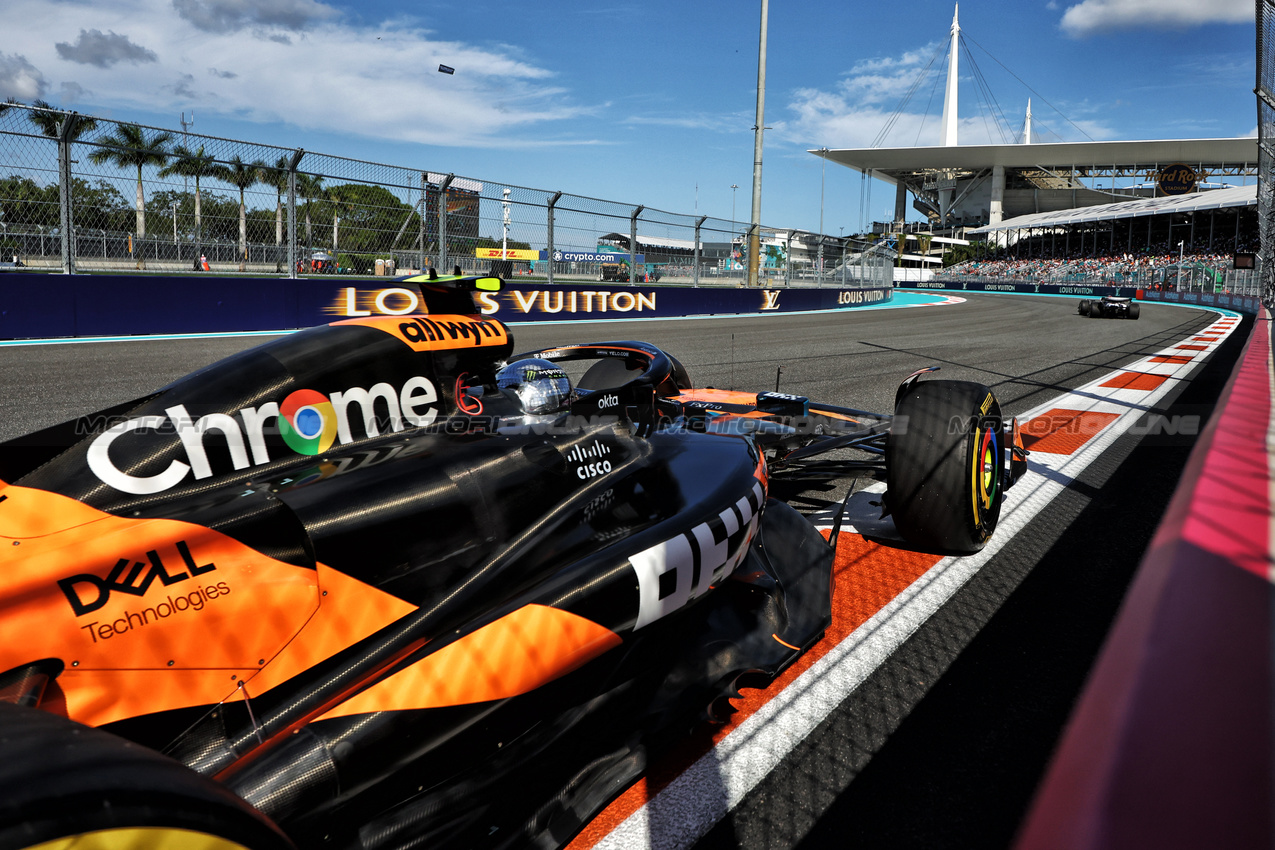 GP MIAMI, Lando Norris (GBR) McLaren MCL39.

02.05.2025. Formula 1 World Championship, Rd 6, Miami Grand Prix, Miami, Florida, USA, Sprint Qualifiche Day.

- www.xpbimages.com, EMail: requests@xpbimages.com © Copyright: Bearne / XPB Images