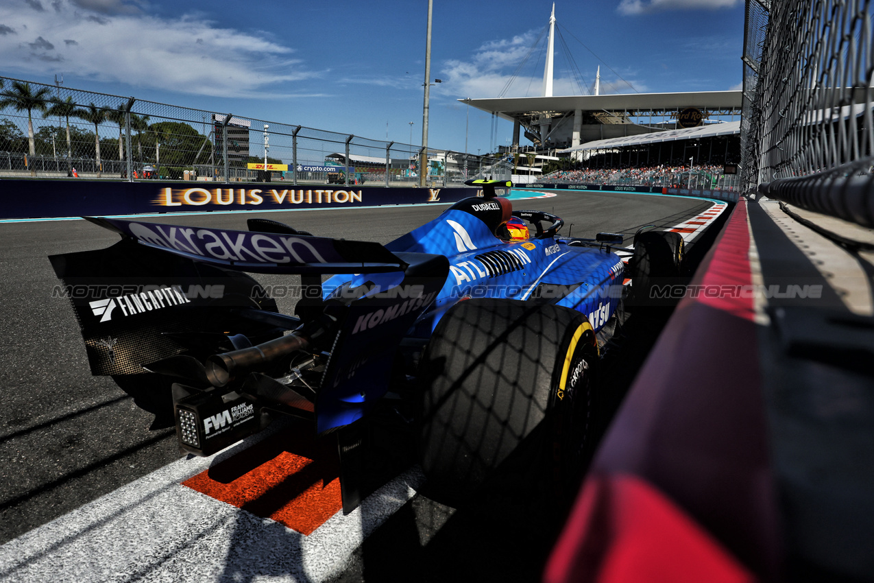 GP MIAMI, Carlos Sainz (ESP) Atlassian Williams Racing FW46.

02.05.2025. Formula 1 World Championship, Rd 6, Miami Grand Prix, Miami, Florida, USA, Sprint Qualifiche Day.

- www.xpbimages.com, EMail: requests@xpbimages.com © Copyright: Bearne / XPB Images