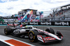 GP MIAMI, Oliver Bearman (GBR) Haas VF-25.

02.05.2025. Formula 1 World Championship, Rd 6, Miami Grand Prix, Miami, Florida, USA, Sprint Qualifiche Day.

- www.xpbimages.com, EMail: requests@xpbimages.com © Copyright: Charniaux / XPB Images