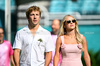 GP MIAMI, (L to R): Liam Lawson (NZL) Racing Bulls with Domenica Hannah St. John (USA).

02.05.2025. Formula 1 World Championship, Rd 6, Miami Grand Prix, Miami, Florida, USA, Sprint Qualifiche Day.

- www.xpbimages.com, EMail: requests@xpbimages.com © Copyright: Price / XPB Images
