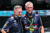 GP MIAMI, Christian Horner (GBR) Red Bull Racing Team Principal (Left).

02.05.2025. Formula 1 World Championship, Rd 6, Miami Grand Prix, Miami, Florida, USA, Sprint Qualifiche Day.

- www.xpbimages.com, EMail: requests@xpbimages.com © Copyright: Batchelor / XPB Images