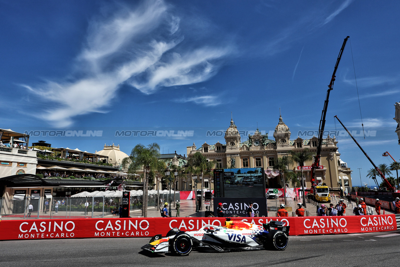 GP MONACO, Isack Hadjar (FRA) Racing Bulls VCARB 02.

25.05.2025. Formula 1 World Championship, Rd 8, Monaco Grand Prix, Monte Carlo, Monaco, Gara Day.

- www.xpbimages.com, EMail: requests@xpbimages.com © Copyright: Moy / XPB Images