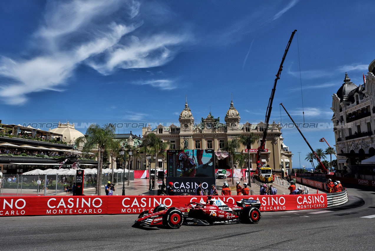GP MONACO, Charles Leclerc (MON) Ferrari SF-25.

25.05.2025. Formula 1 World Championship, Rd 8, Monaco Grand Prix, Monte Carlo, Monaco, Gara Day.

- www.xpbimages.com, EMail: requests@xpbimages.com © Copyright: Moy / XPB Images