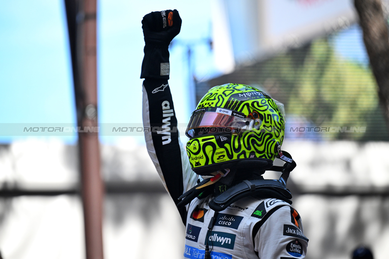 GP MONACO, Gara winner Lando Norris (GBR) McLaren celebrates in parc ferme.

25.05.2025. Formula 1 World Championship, Rd 8, Monaco Grand Prix, Monte Carlo, Monaco, Gara Day.

- www.xpbimages.com, EMail: requests@xpbimages.com © Copyright: Price / XPB Images