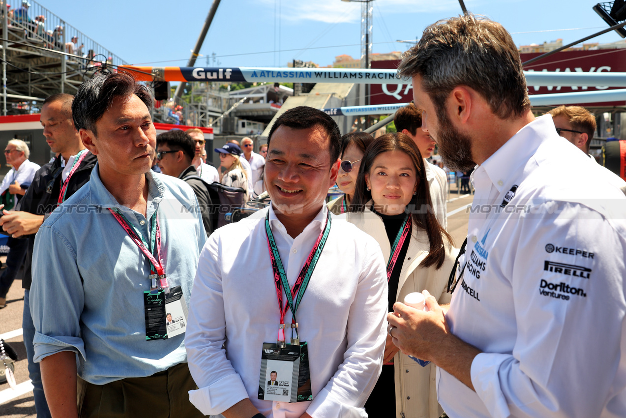 GP MONACO, Sorawong Thienthong (THA) Minister of Tourism e Sports of Thailand - Atlassian Williams Racing guest.

25.05.2025. Formula 1 World Championship, Rd 8, Monaco Grand Prix, Monte Carlo, Monaco, Gara Day.

- www.xpbimages.com, EMail: requests@xpbimages.com © Copyright: Bearne / XPB Images