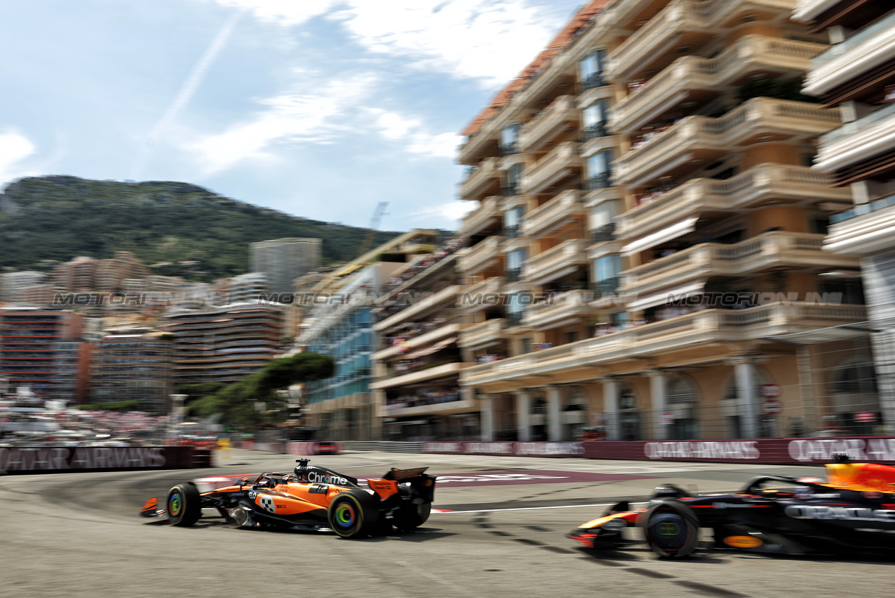 GP MONACO, Oscar Piastri (AUS) McLaren MCL39.

25.05.2025. Formula 1 World Championship, Rd 8, Monaco Grand Prix, Monte Carlo, Monaco, Gara Day.

- www.xpbimages.com, EMail: requests@xpbimages.com © Copyright: Bearne / XPB Images