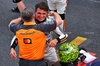 GP MONACO, Zak Brown (USA) McLaren Executive Director celebrates with vincitore Lando Norris (GBR) McLaren in parc ferme.

25.05.2025. Formula 1 World Championship, Rd 8, Monaco Grand Prix, Monte Carlo, Monaco, Gara Day.

- www.xpbimages.com, EMail: requests@xpbimages.com © Copyright: Batchelor / XPB Images