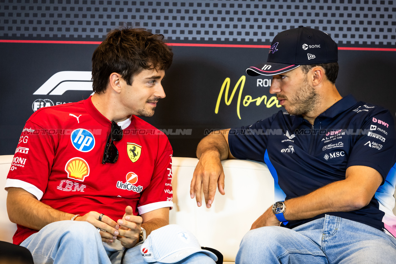 GP MONACO, (L to R): Charles Leclerc (MON) Ferrari e Pierre Gasly (FRA) Alpine F1 Team in the FIA Press Conference.

22.05.2025. Formula 1 World Championship, Rd 8, Monaco Grand Prix, Monte Carlo, Monaco, Preparation Day.

- www.xpbimages.com, EMail: requests@xpbimages.com © Copyright: Bearne / XPB Images