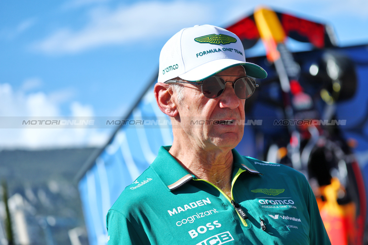 GP MONACO, Adrian Newey (GBR) Aston Martin F1 Team Managing Technical Partner.

22.05.2025. Formula 1 World Championship, Rd 8, Monaco Grand Prix, Monte Carlo, Monaco, Preparation Day.

- www.xpbimages.com, EMail: requests@xpbimages.com © Copyright: Batchelor / XPB Images