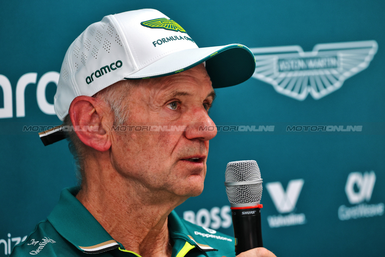 GP MONACO, Adrian Newey (GBR) Aston Martin F1 Team Managing Technical Partner.

22.05.2025. Formula 1 World Championship, Rd 8, Monaco Grand Prix, Monte Carlo, Monaco, Preparation Day.

- www.xpbimages.com, EMail: requests@xpbimages.com © Copyright: Batchelor / XPB Images
