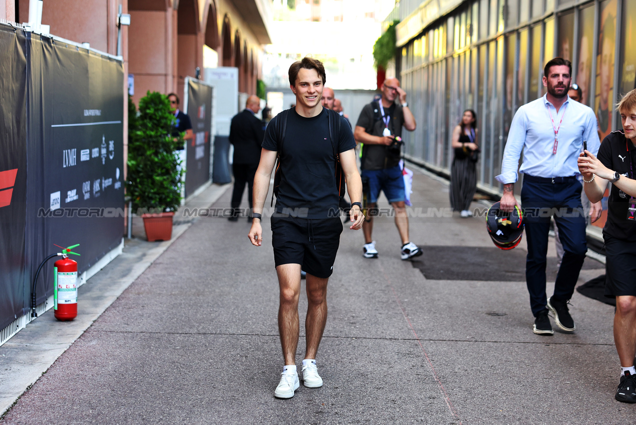 GP MONACO, Oscar Piastri (AUS) McLaren.

22.05.2025. Formula 1 World Championship, Rd 8, Monaco Grand Prix, Monte Carlo, Monaco, Preparation Day.

- www.xpbimages.com, EMail: requests@xpbimages.com © Copyright: Bearne / XPB Images