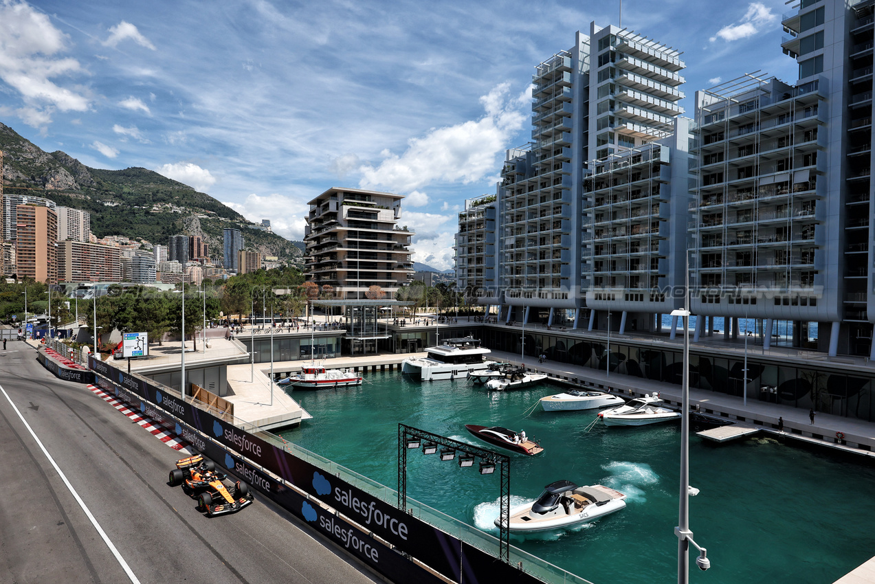 GP MONACO, Oscar Piastri (AUS) McLaren MCL39.

24.05.2025. Formula 1 World Championship, Rd 8, Monaco Grand Prix, Monte Carlo, Monaco, Qualifiche Day.

- www.xpbimages.com, EMail: requests@xpbimages.com © Copyright: Moy / XPB Images