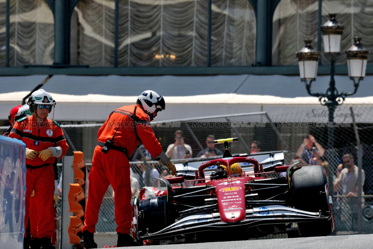 GP MONACO, Lewis Hamilton (GBR) Ferrari SF-25 crashed in the third practice session.

24.05.2025. Formula 1 World Championship, Rd 8, Monaco Grand Prix, Monte Carlo, Monaco, Qualifiche Day.

 - www.xpbimages.com, EMail: requests@xpbimages.com © Copyright: Coates / XPB Images