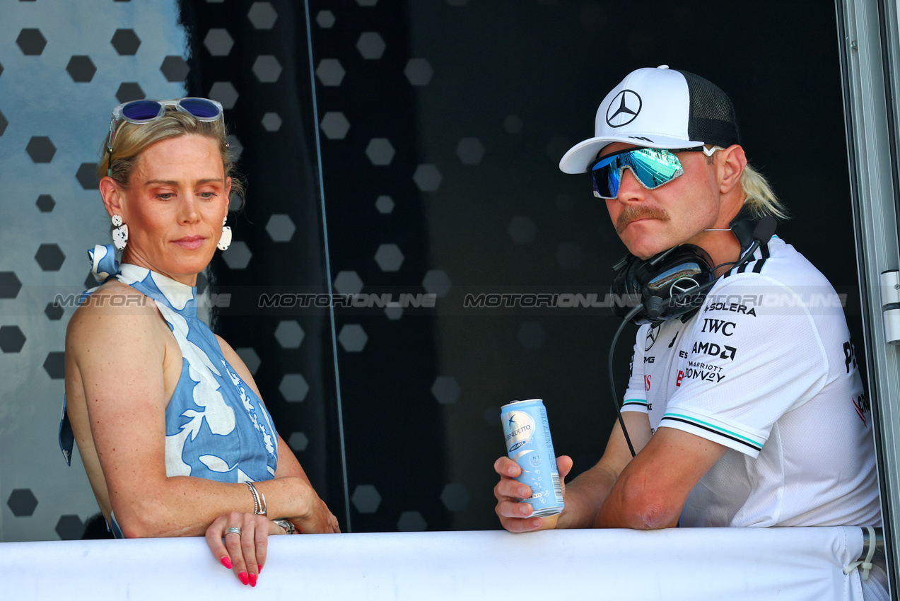 GP MONACO, (L to R): Tiffany Cromwell (AUS) Professional Cyclist with her boyfriend Valtteri Bottas (FIN) Mercedes AMG F1 Reserve Driver.

24.05.2025. Formula 1 World Championship, Rd 8, Monaco Grand Prix, Monte Carlo, Monaco, Qualifiche Day.

- www.xpbimages.com, EMail: requests@xpbimages.com © Copyright: Batchelor / XPB Images