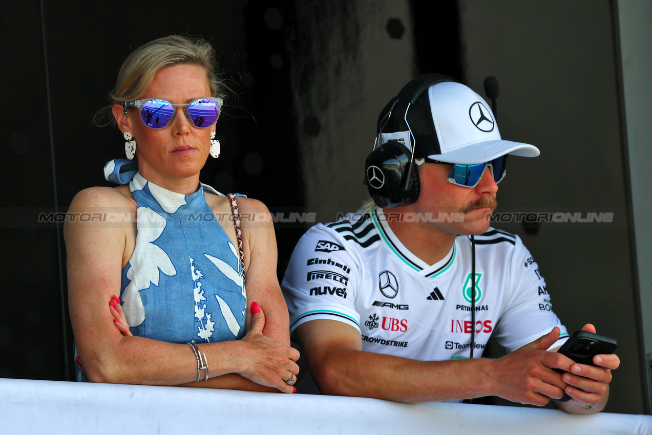 GP MONACO, (L to R): Tiffany Cromwell (AUS) Professional Cyclist with her boyfriend Valtteri Bottas (FIN) Mercedes AMG F1 Reserve Driver.

24.05.2025. Formula 1 World Championship, Rd 8, Monaco Grand Prix, Monte Carlo, Monaco, Qualifiche Day.

- www.xpbimages.com, EMail: requests@xpbimages.com © Copyright: Batchelor / XPB Images