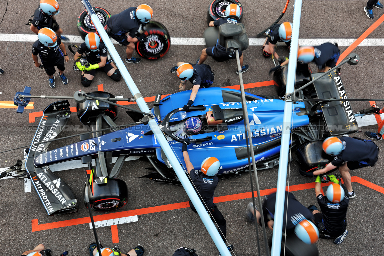 GP MONACO, Alexander Albon (THA) Atlassian Williams Racing FW47 in the pits.

24.05.2025. Formula 1 World Championship, Rd 8, Monaco Grand Prix, Monte Carlo, Monaco, Qualifiche Day.

- www.xpbimages.com, EMail: requests@xpbimages.com © Copyright: Bearne / XPB Images