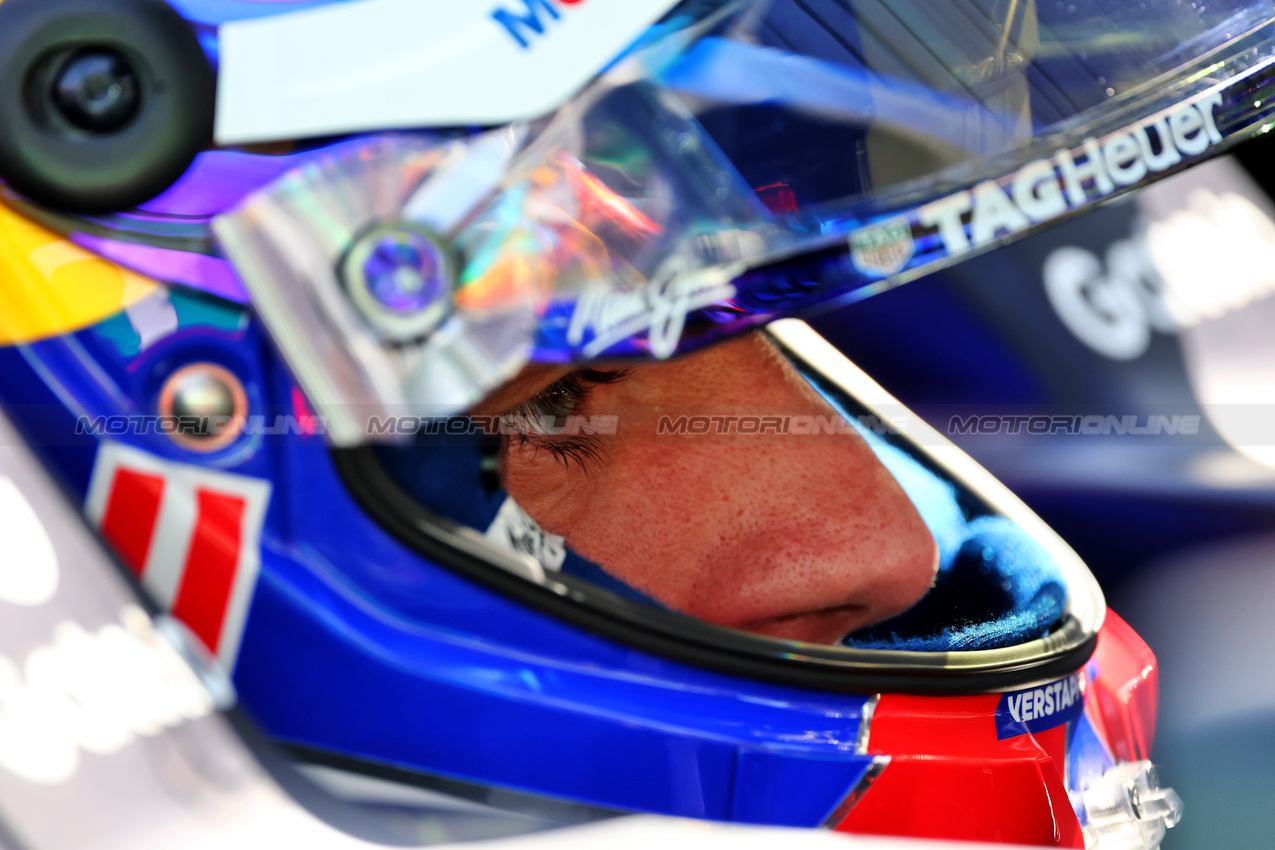 GP MONACO, Max Verstappen (NLD) Red Bull Racing RB21.

24.05.2025. Formula 1 World Championship, Rd 8, Monaco Grand Prix, Monte Carlo, Monaco, Qualifiche Day.

- www.xpbimages.com, EMail: requests@xpbimages.com © Copyright: Batchelor / XPB Images